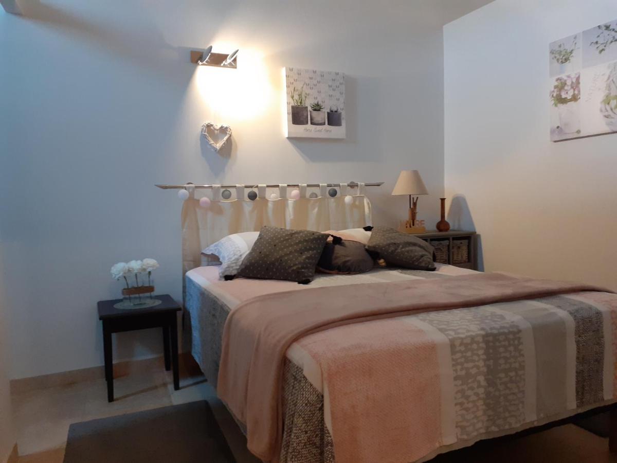 Appartement L'Archimbaude à Pertuis Extérieur photo
